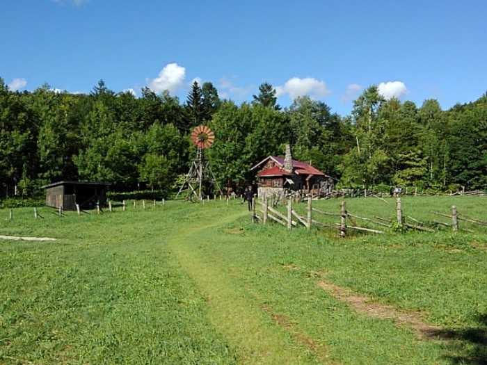塵郷　石の家(その4)