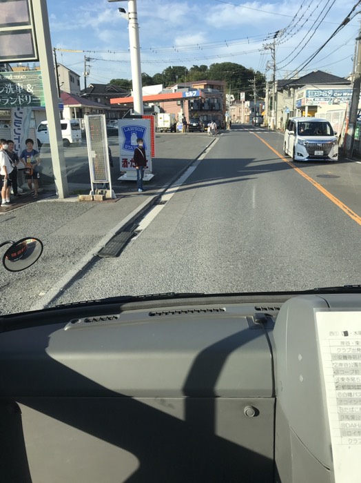 コインランドリー前