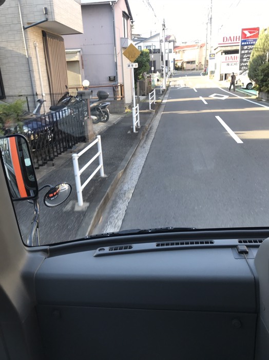 ダイハツ向かい