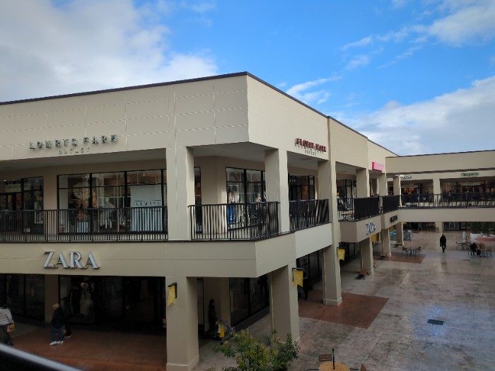 三井アウトレットパーク滋賀竜王