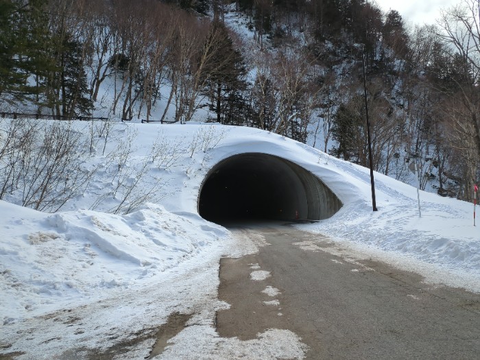 上高地トンネル