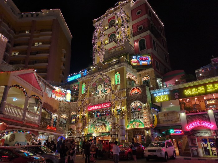 アメリカンヴィレッジ