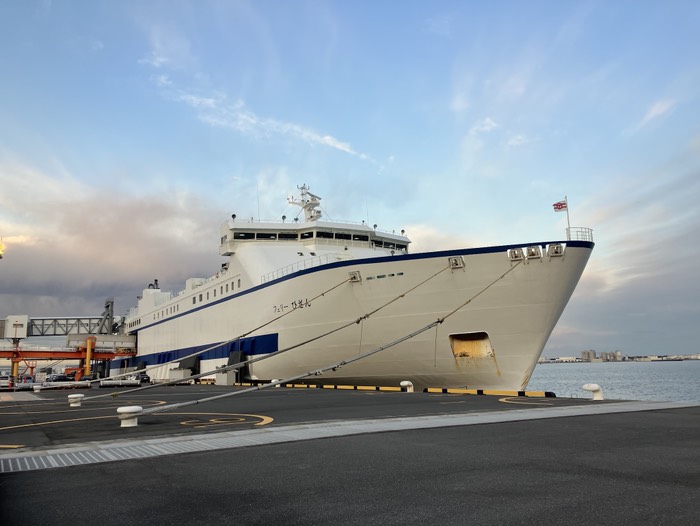 フェリーびざん