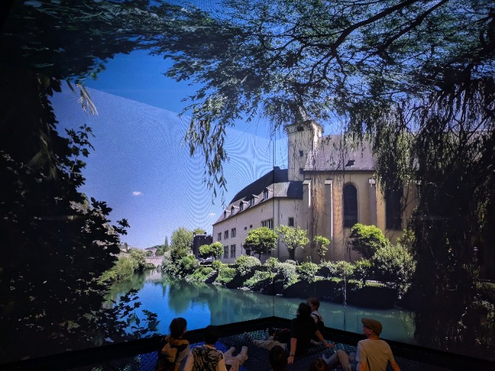 ルクセンブルク館