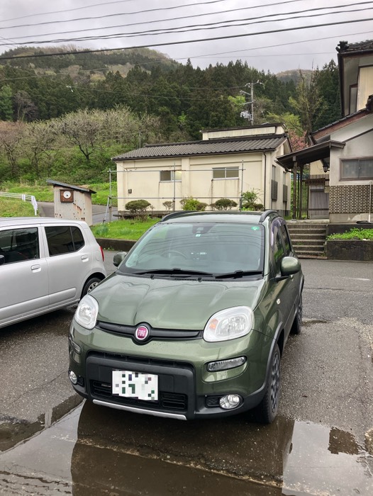 正規の駐車場に駐めなおしました