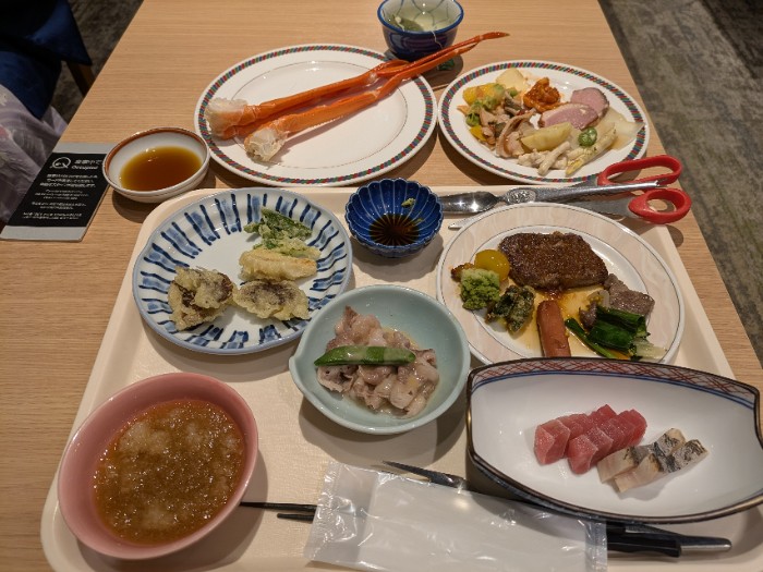 夕食バイキング