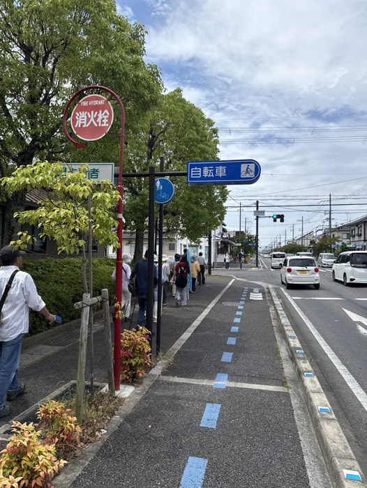 明確な歩道あり