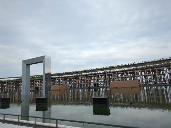 ウォータープラザの大屋根リング