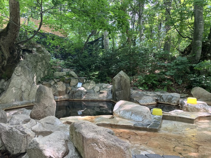 これは野天風呂ですよね！？