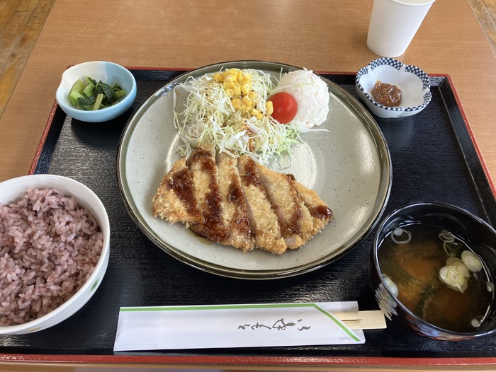 はくばの豚ロースとんかつ定食(¥1,300)