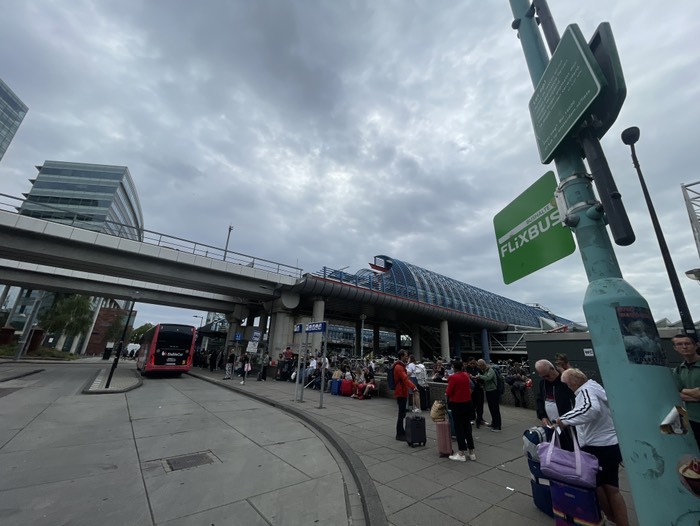 フリックバス乗り場