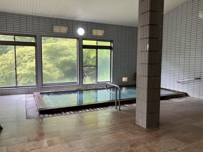 洗い場のある内湯