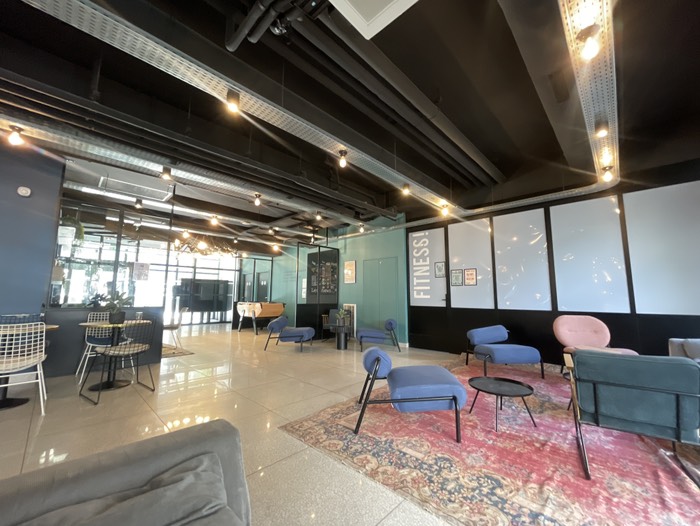 ホテルは割と快適そう