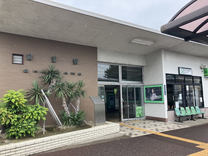 ここからは電車に乗ります