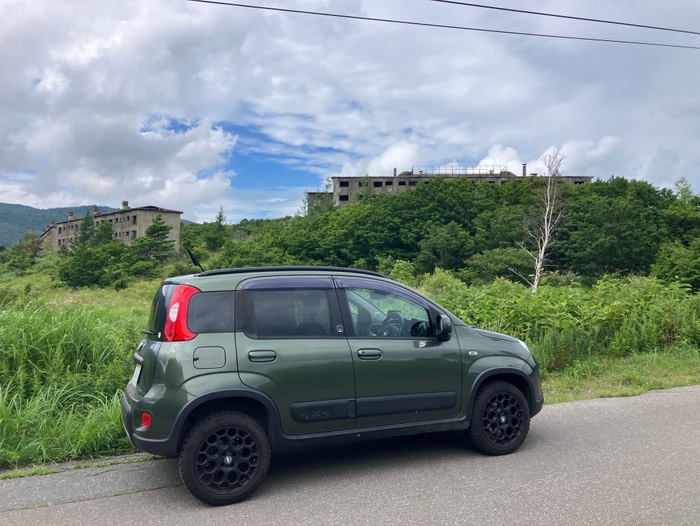 廃墟とパンダちゃん②