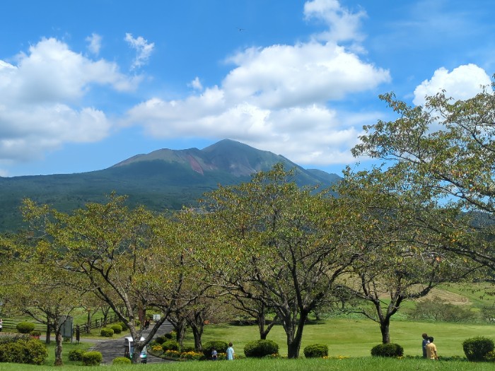 高千穂峰  高千穂牧場より