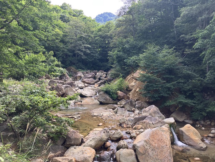 露天岩風呂へ向かいます