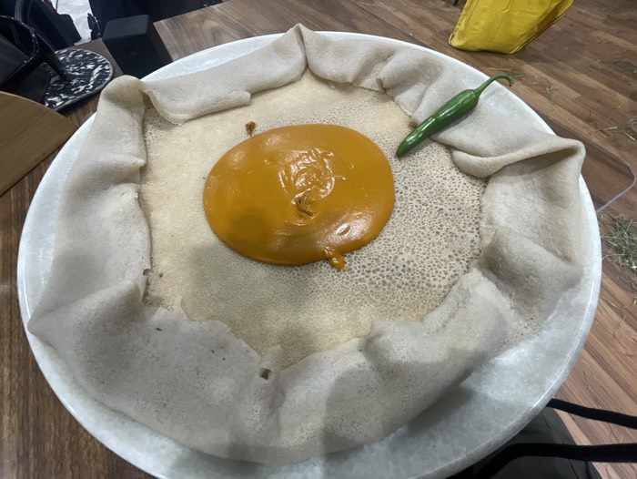 白とか言う食べ物らしいが。。。、