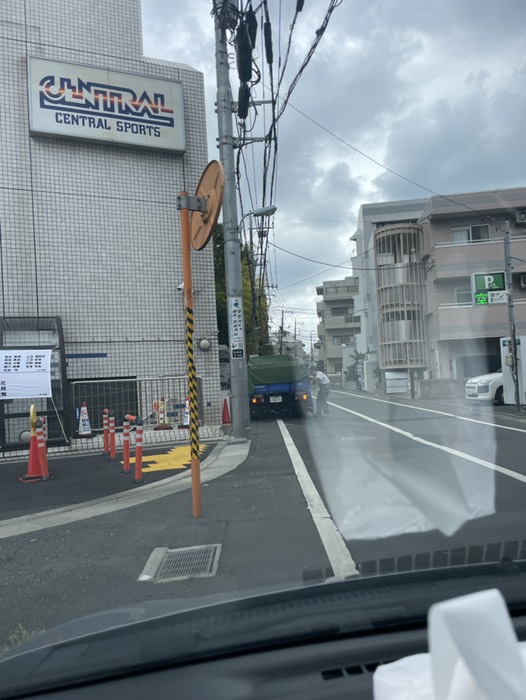 送りの待機場所