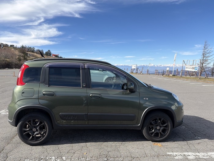 奥には雪山🏔️