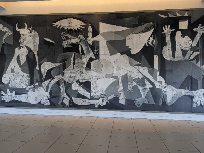 ゲルニカ ピカソ